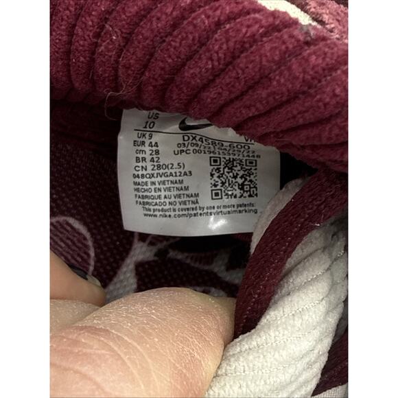 Size 10 - Skate Like a Girl x Nike Dunk SB Low White - Picture 7 of 7